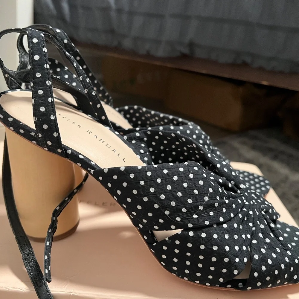 NEW Loeffler Randall polka dot heels Size 9.5 - Picture 3 of 6